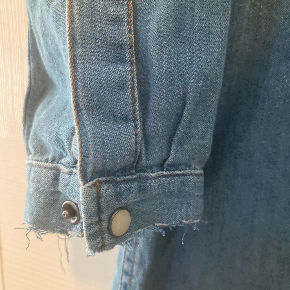 Women’s Gap Distressed Denim Dress Size XXS but fits like a Small - Picture 4 of 7